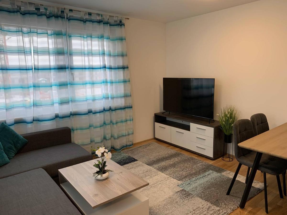 Modern Airconditioned City Close To Vic Apartamento *