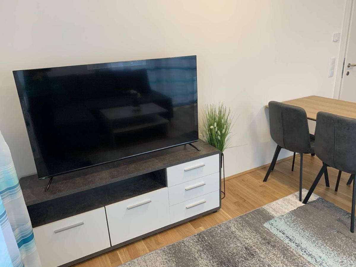 Modern Airconditioned City Close To Vic Viena